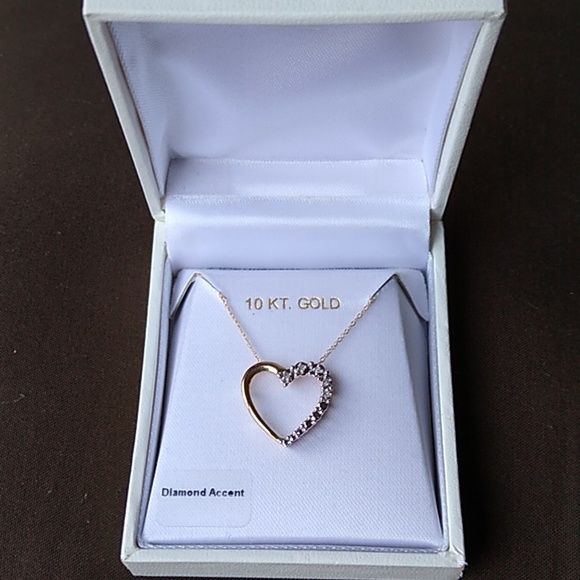 Genuine Diamond Heart Pendant Necklace with Solid 10k Gold Neck Chain New - Picture 3 of 9